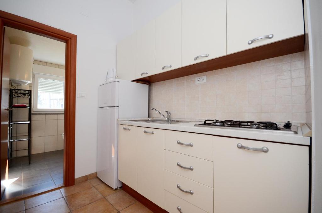 Apartments And Rooms Stipe Podstrana Esterno foto